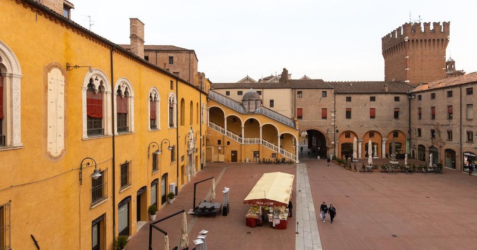 Una costruzione del XIII secolo con numerosi cambiamenti