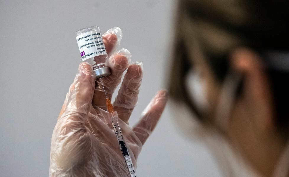 Soldi per il vaccino a domicilio, l'Asl avverte: «È una truffa» 
