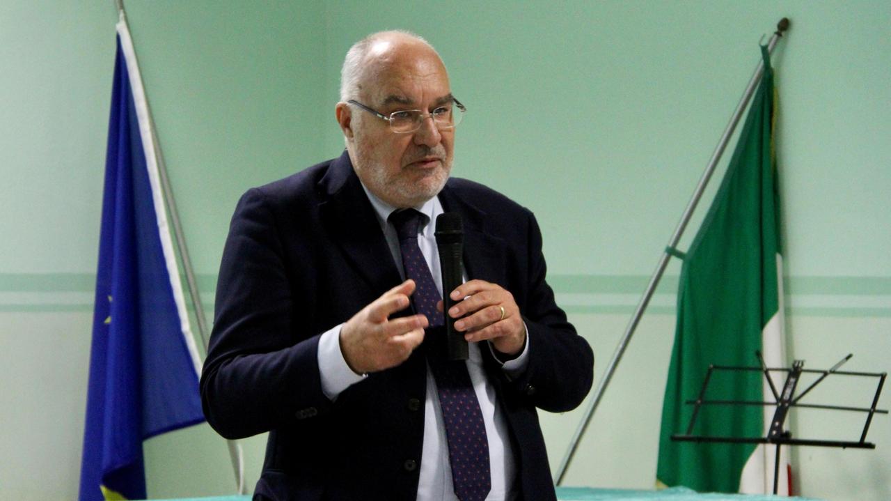 Il professor Emanuele Rossi