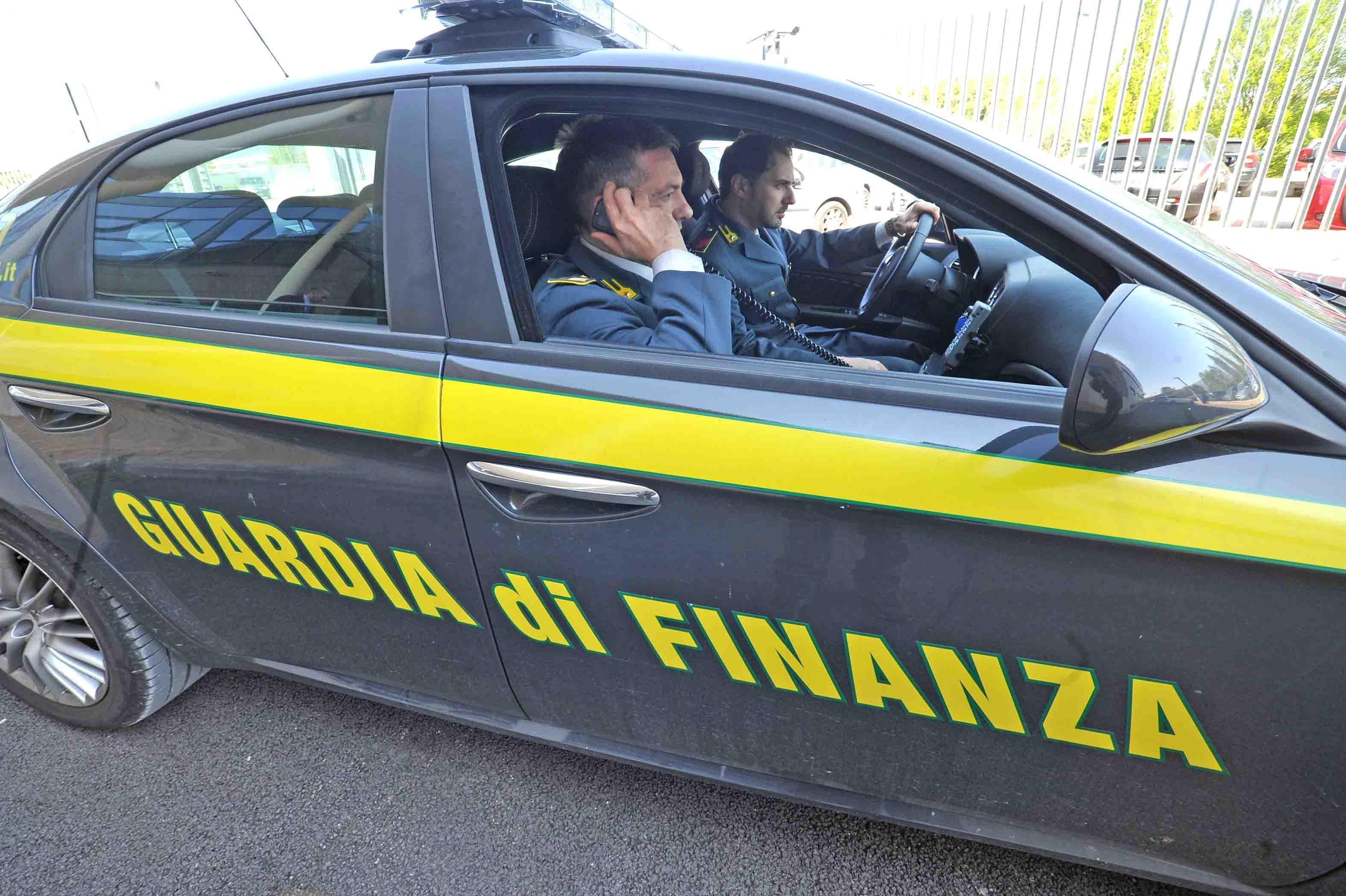 Bancarotta e frode processuale: arrestato commercialista di Pistoia 