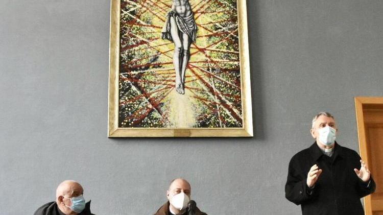 Il vescovo di Livorno: «I vaccini? Facciamoli anche nelle parrocchie»