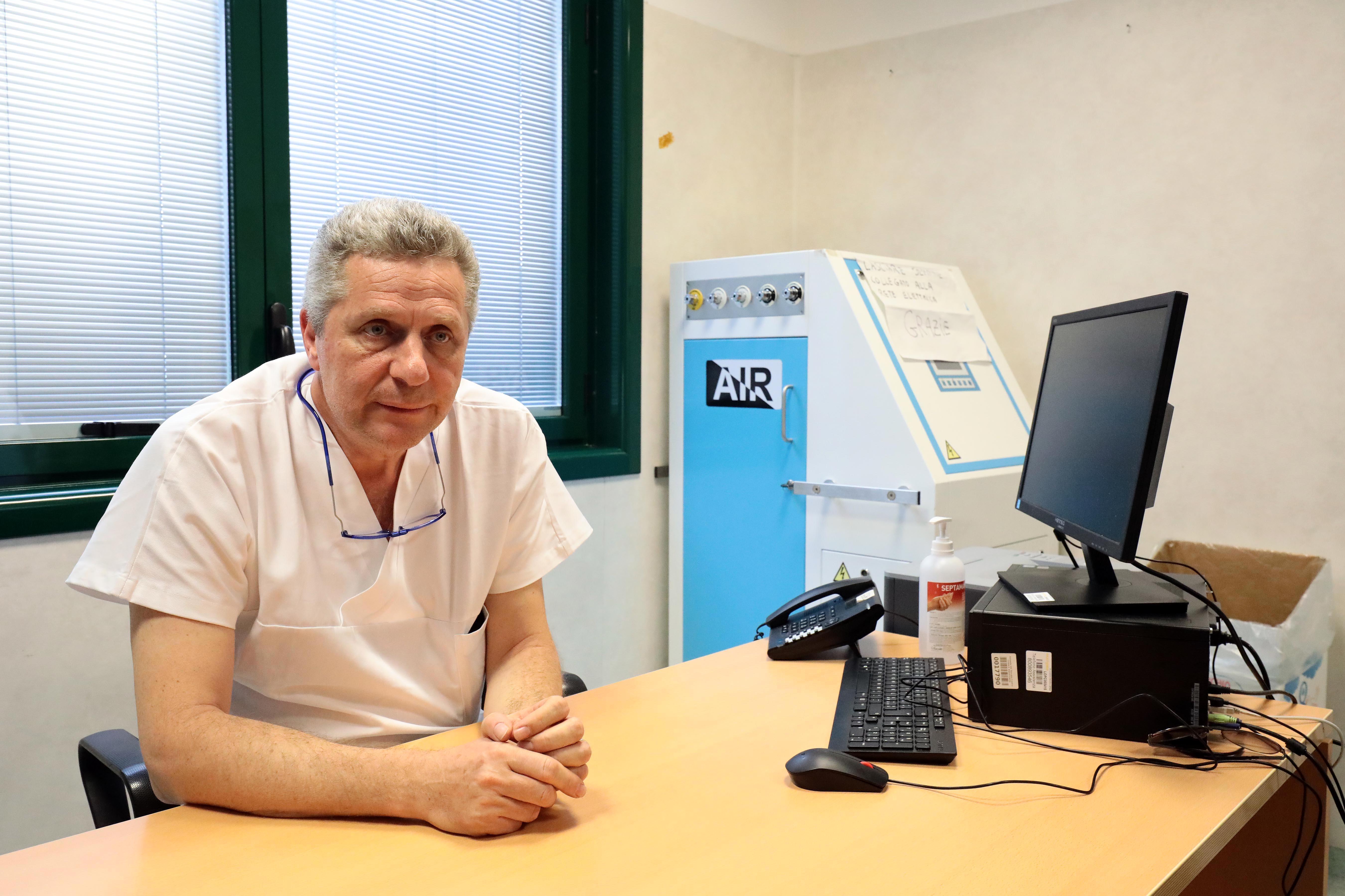 Rosario Spina direttore di terapia intensiva dell'ospedale San Giuseppe di Empoli (foto Carlo Sestini)