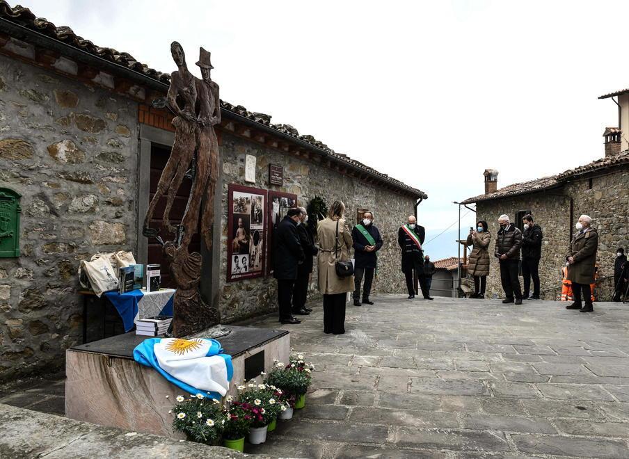Centenario della nascita di Astor Piazzolla, la casa dei nonni in Garfagnana sarà un museo dedicato a lui