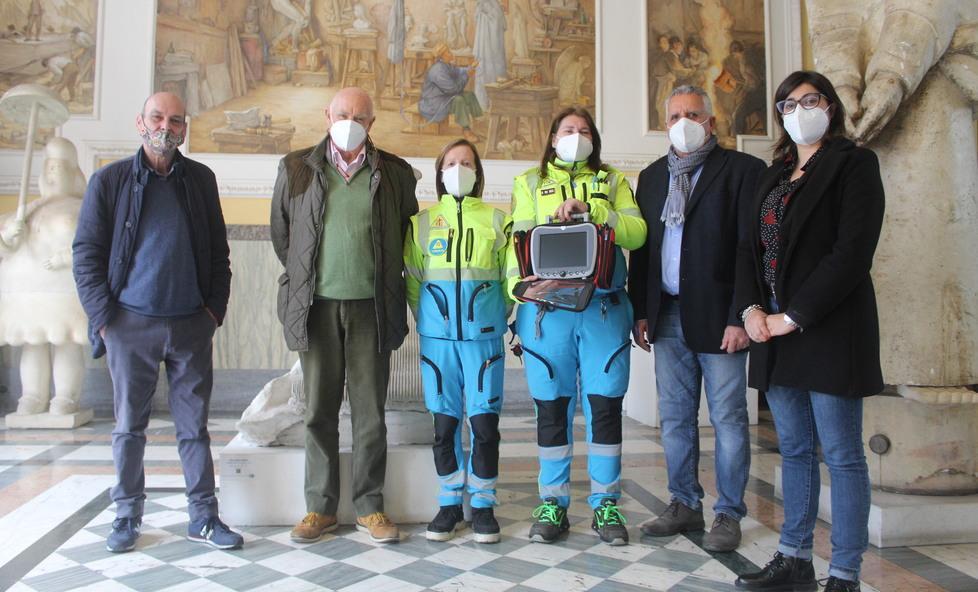 Kit paramedico donato dalla Consulta alla Misericordia