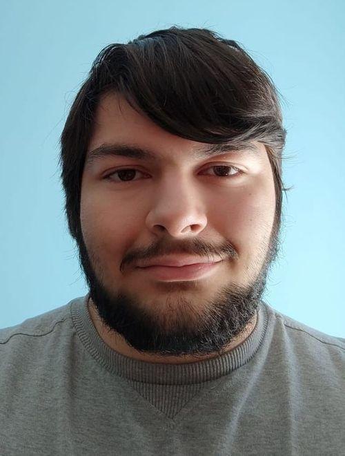 «Appuntamento fisso con gli amici in chat»