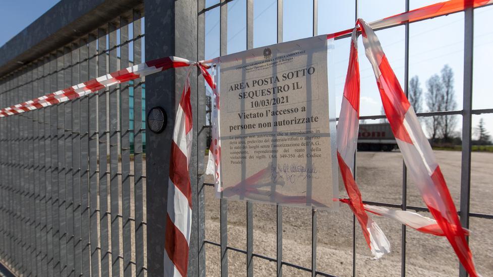 Indagini dopo il sequestro dell’area