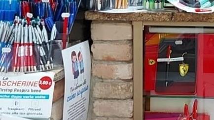 Nuvole di Carta, compleanno felice per la cartolibreria tra zaini e pennini
