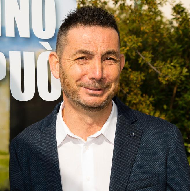 Bando per lo staff Baietti: «Una vergogna spendere soldi così» 