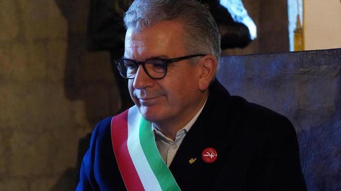 Lunedì riapriranno le scuole «Ma l’attenzione resta alta»