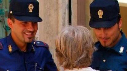 «Nonna mi servono i soldi per il Covid» Anziana sventa la truffa
