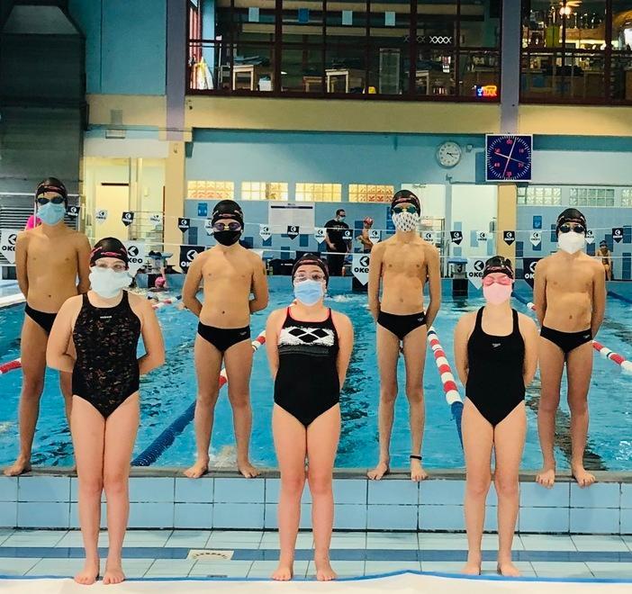 Dieci medaglie fra gli Esordienti per i giovani della Suprema Nuoto