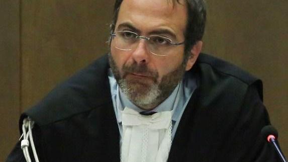 Ha speronato il tir guidando drogato ma ora è già libero