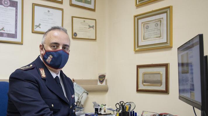 L'inchiesta/ Giovani e social a Modena. «Foto di bambine nude finite su internet: genitori dovete vigilare»