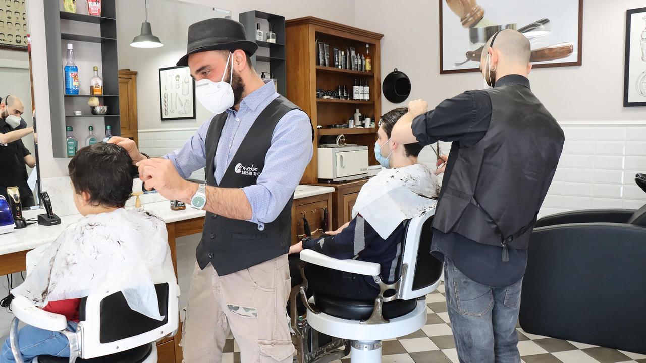 Ferrara, la rabbia dei parrucchieri: «Situazione insostenibile»