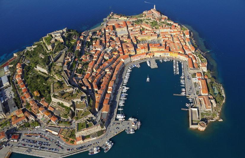 L'Elba punta alla zona bianca, gli albergatori: «Sarebbe una svolta per il turismo». Cosa serve per attivarla 