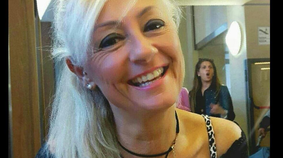 Ferrara piange Monica, 53enne malata di Sla. Il marito: «Era magnifica, per capirlo guardate il cielo» 