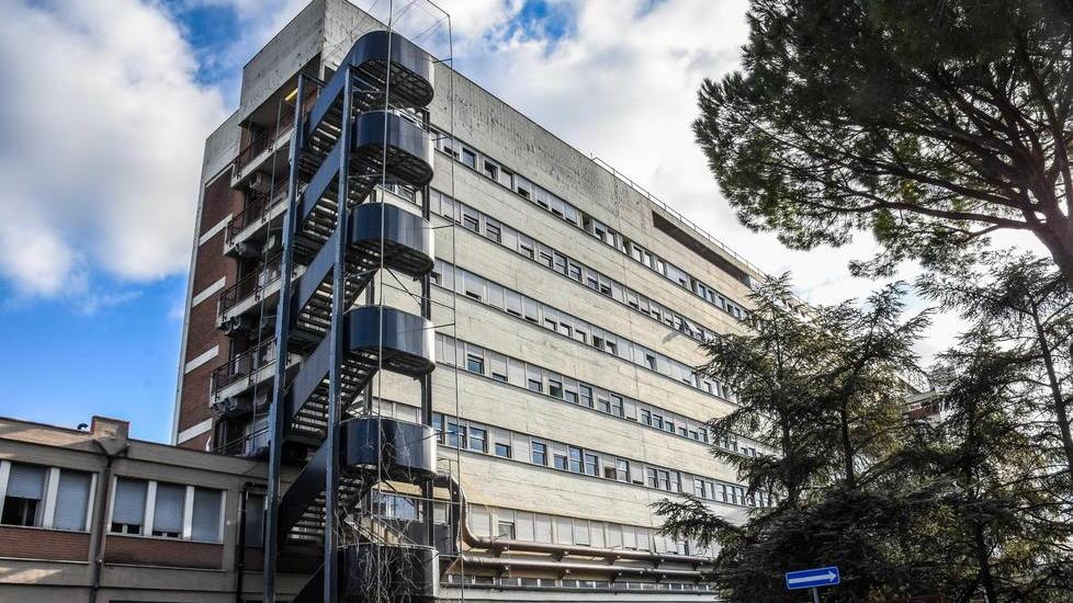 Aumentano i ricoverati Intensiva a quota undici