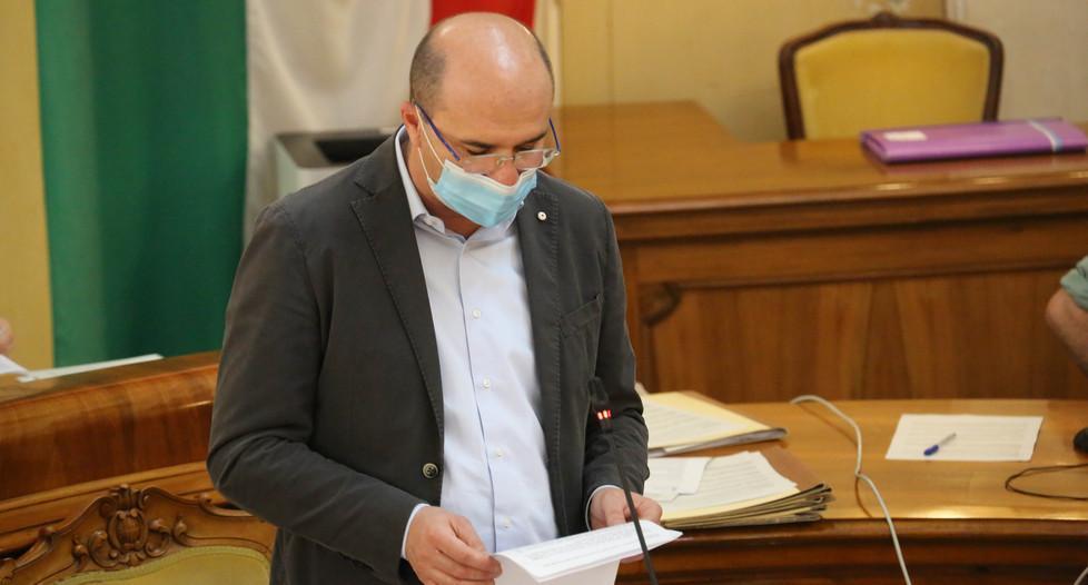 Appalti, il sindaco riceve la notifica «Sono indagato, resto però sereno» 