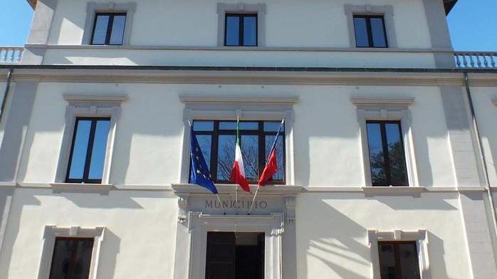 Il segretario del Pd, De Rosas: «La settimana più difficile»