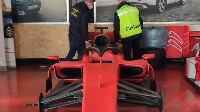 Maranello Cercano droga, trovano la Ferrari tarocca