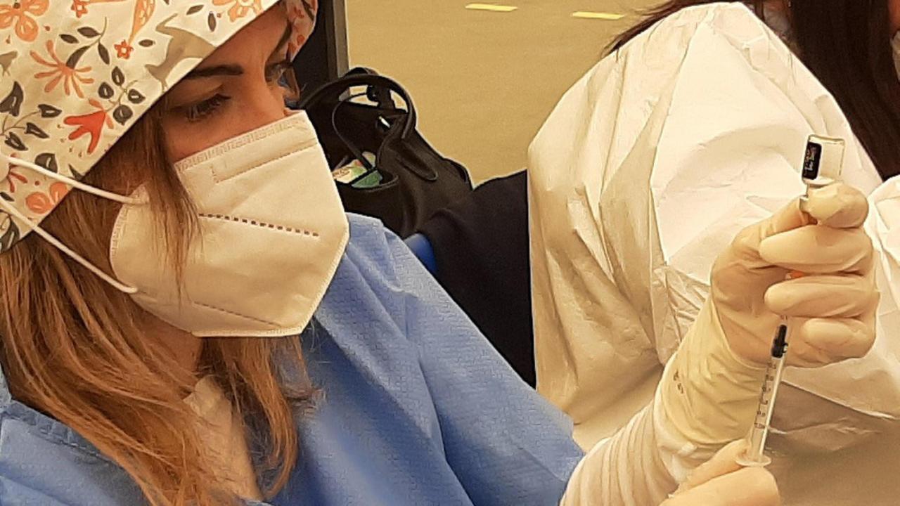 Vaccini in Toscana, fragilissimi: via alle pre-iscrizioni. Come funziona il meccanismo che porta alla vera prenotazione