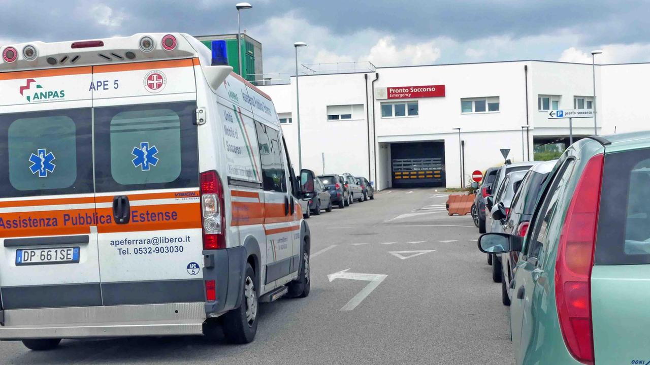 Tenta di togliersi la vita, ferrarese salvato dai carabinieri