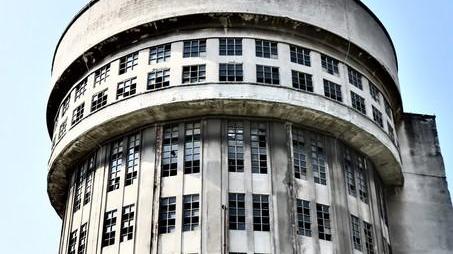 L’ex distilleria di Ferrara da polo industriale a luogo dell’abbandono