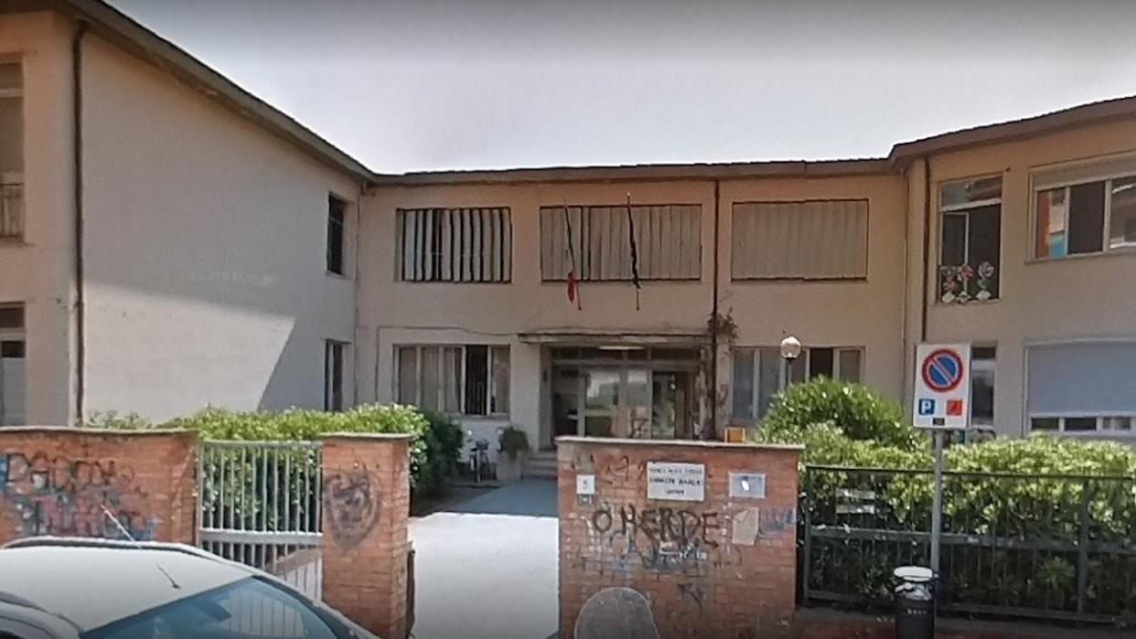 Le scuole medie Mazzini (foto d'archivio)