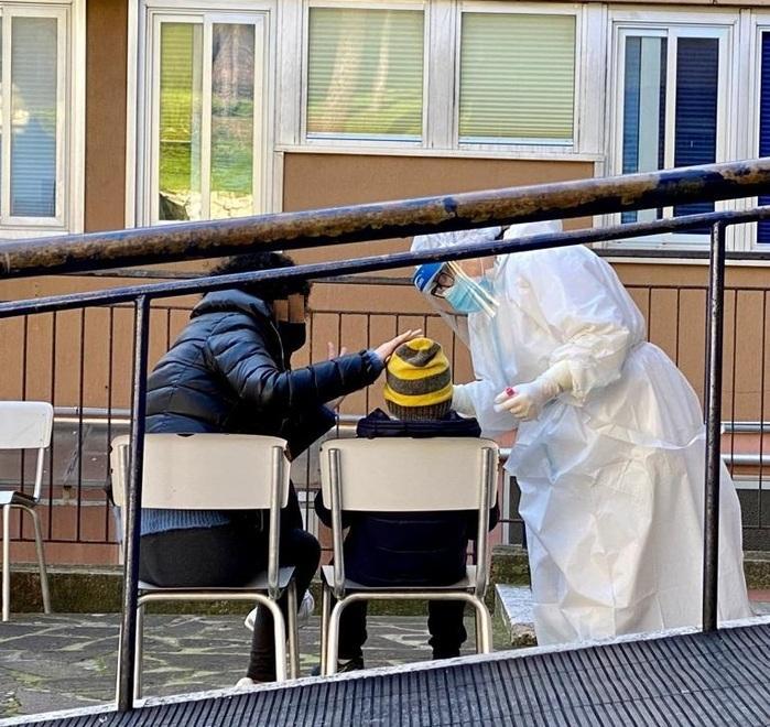 «Zona bianca? Ci vuole calma Prima vacciniamo i residenti» 