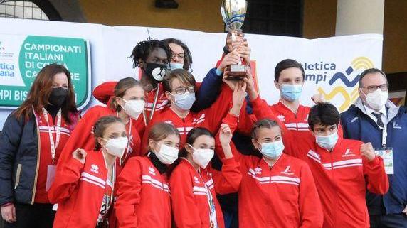 Duchini quarto tra i cadetti sale sul podio a squadre