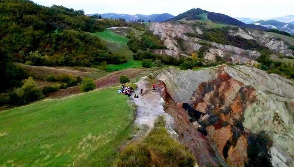 Le argille colorate delle ex cave  di Baiso un’opportunità turistica per il paese 