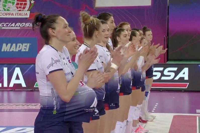 La somma che spetta all’atleta è 3200 euro