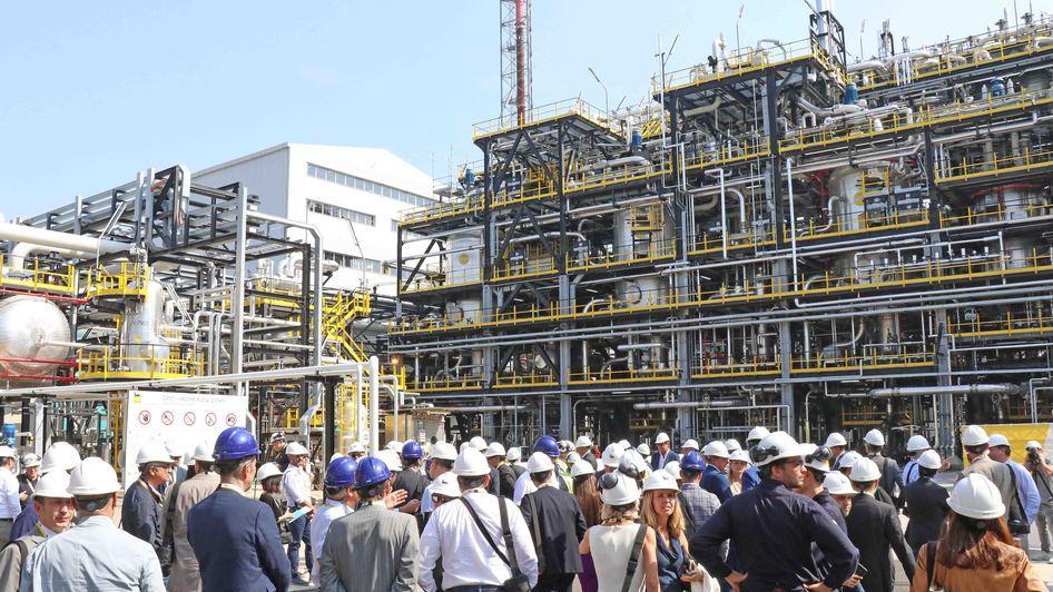 Eni: forniture di materie prime garantite al polo di Ferrara