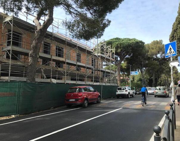 Il cantiere dello storico cinema di Castiglioncello