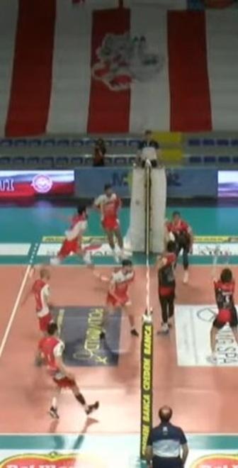 Walla Souza scavalca quota 500 e trascina Santa Croce ai playoff 