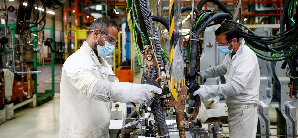 Aziende, segnali di ripresa per ordinativi e fatturato 