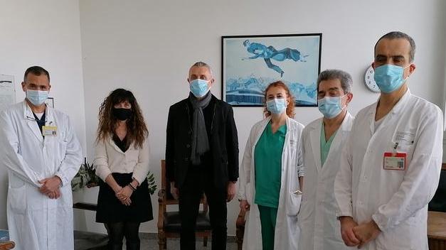 Nuova tecnica operatoria per il tumore al colon «Il paziente può tornare ad una vita normale»