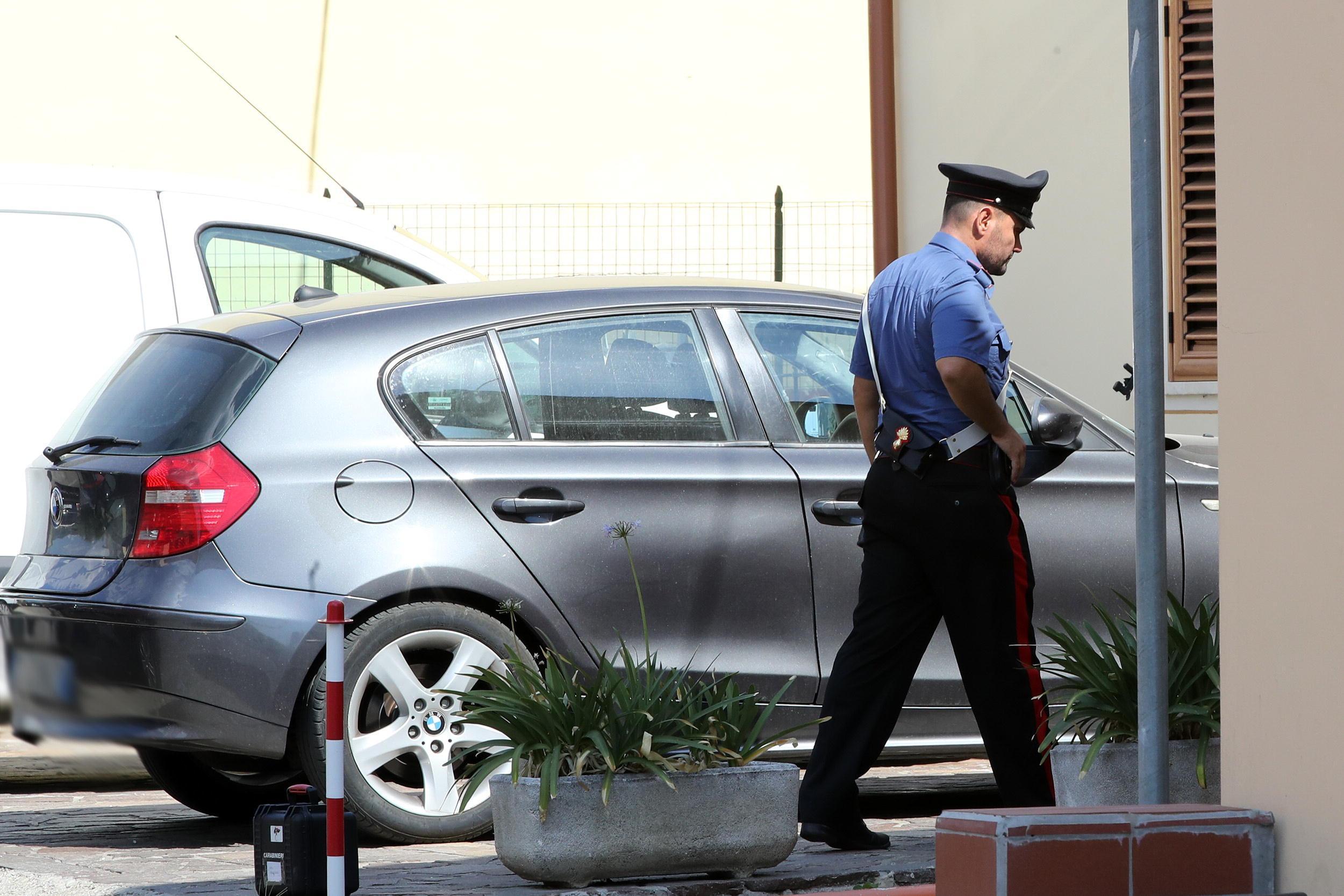 Tre operai senza contratto: chiusa carrozzeria a Larciano