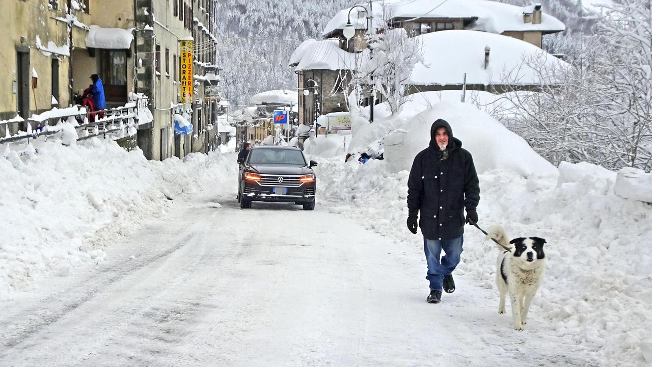 Neve, codice giallo sabato 20 marzo sull'appennino tosco-romagnolo