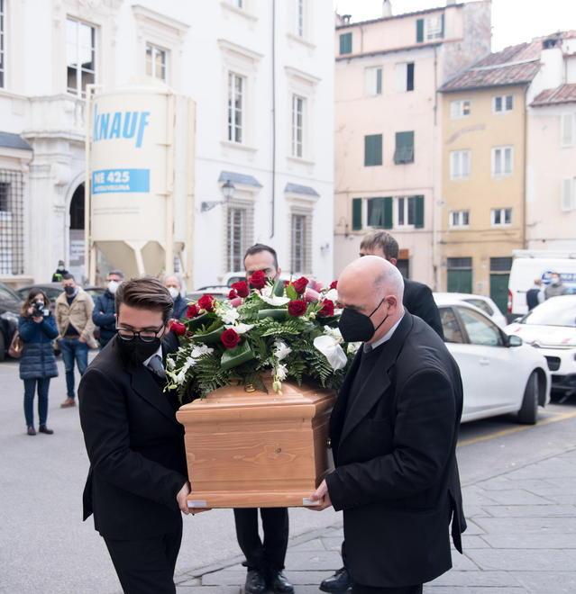 Dalla vecchia guardia l’ultimo saluto a Favilla «Ha lasciato un segno» 