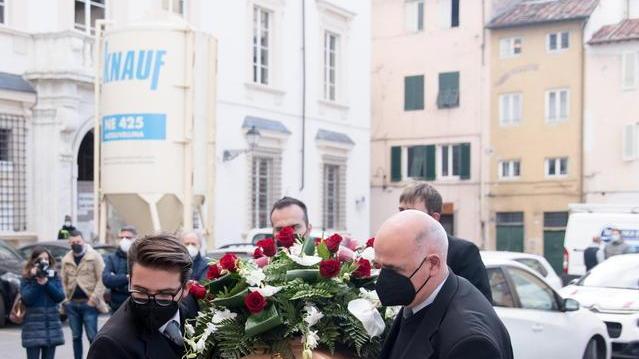 Dalla vecchia guardia l’ultimo saluto a Favilla «Ha lasciato un segno»