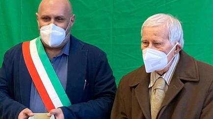Premio Cecina a Neri Scrisse a De Filippo e gli intitolò il teatro