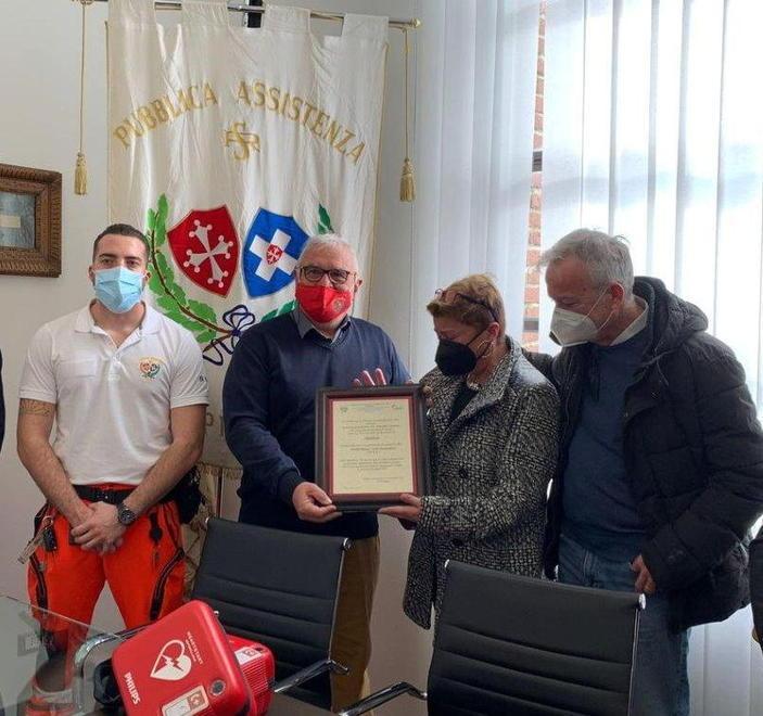Donati due defibrillatori nel ricordo di Ambra 