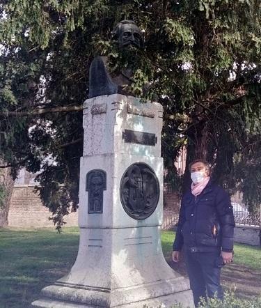 Battisti, Dante e Verdi le statue da restaurare 