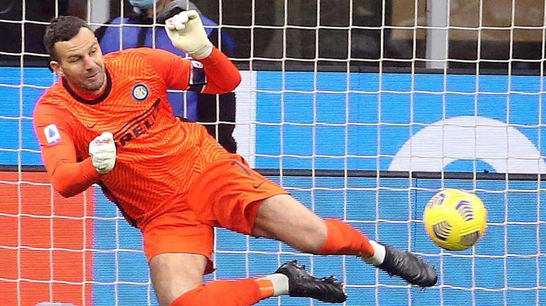 Il Covid ferma l’Inter Domani non si gioca la sfida col Sassuolo