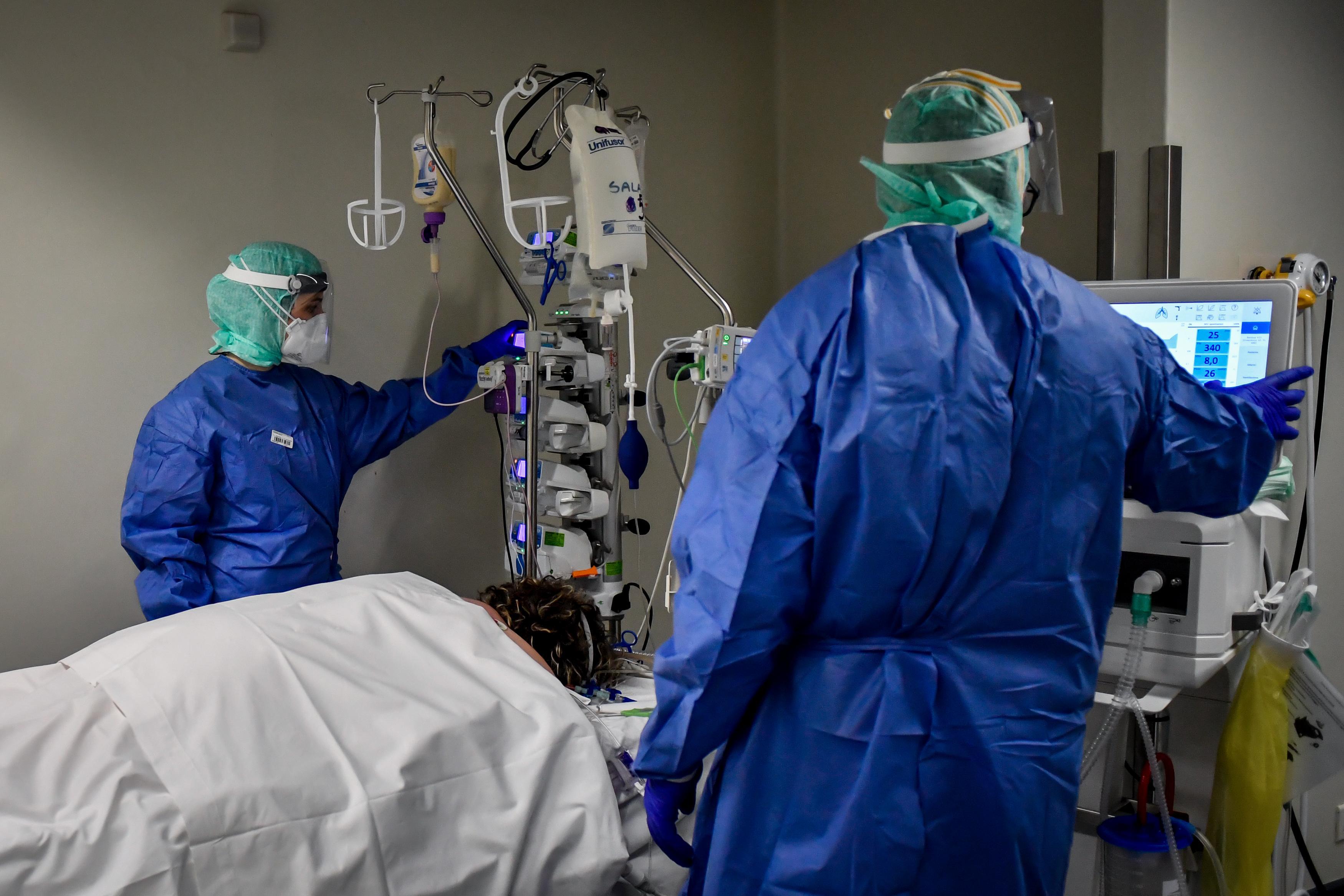 Covid: ragazzina 11enne ricoverata da settimane in pericolo di vita, uscita dalla terapia intensiva 