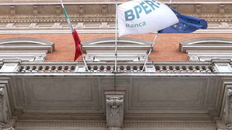 La mano di Unipol su Bper, storico cambio nel gruppo