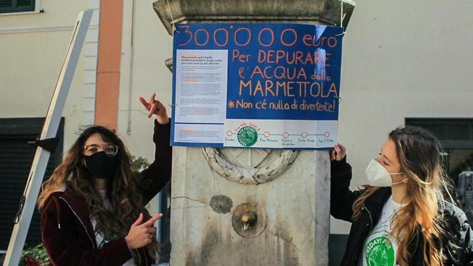 Friday for Future in piazza ma soltanto con i cartelloni