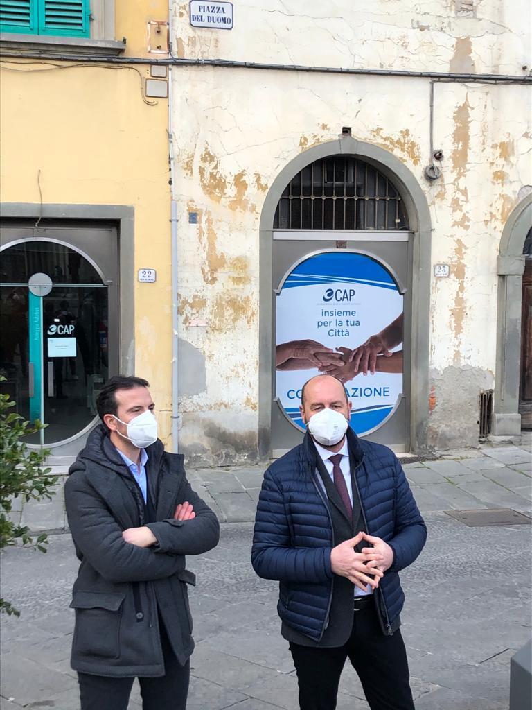 Da sinistra Luca Chiti, dirigente Cap e il presidente Federico Toscano
