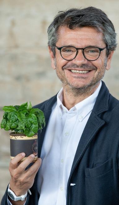 Il prof Segrè: «Dobbiamo riscoprire tutto il valore del cibo» 